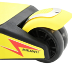 Trotinetă pentru copii cu trei roți, lumini LED și muzică 2100008-4P/6P - imagine 3