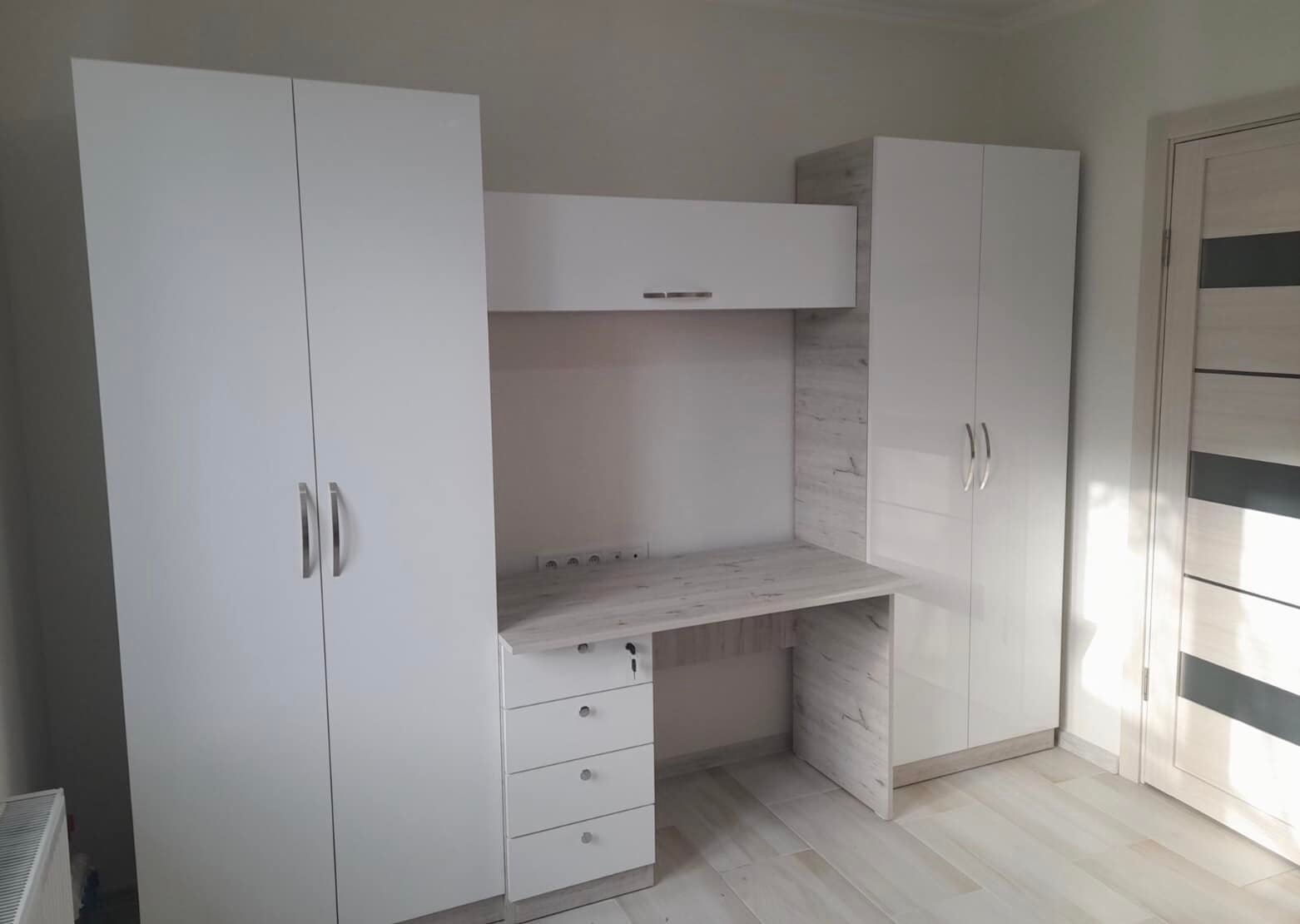 270827914_672114760880827_9153736983360842964_n-1-1.jpg Living Iliușa-X (4) 2,8m - imagine 1