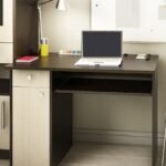 Masa pentru calculator KS-100(ușă)